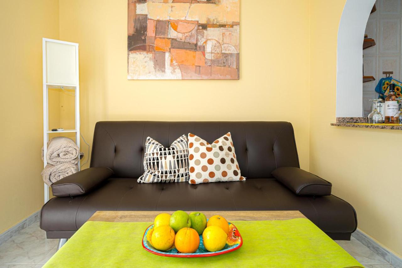 La Mandarina Apartment Orba Luaran gambar